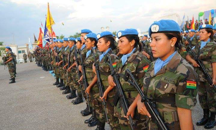 Militar dice que Evo movilizó gente de Chapare y amenazaron quemar La Paz Bolivia habilita el Servicio Militar Voluntario para mujeres - Infodiez | Bolivia Noticias