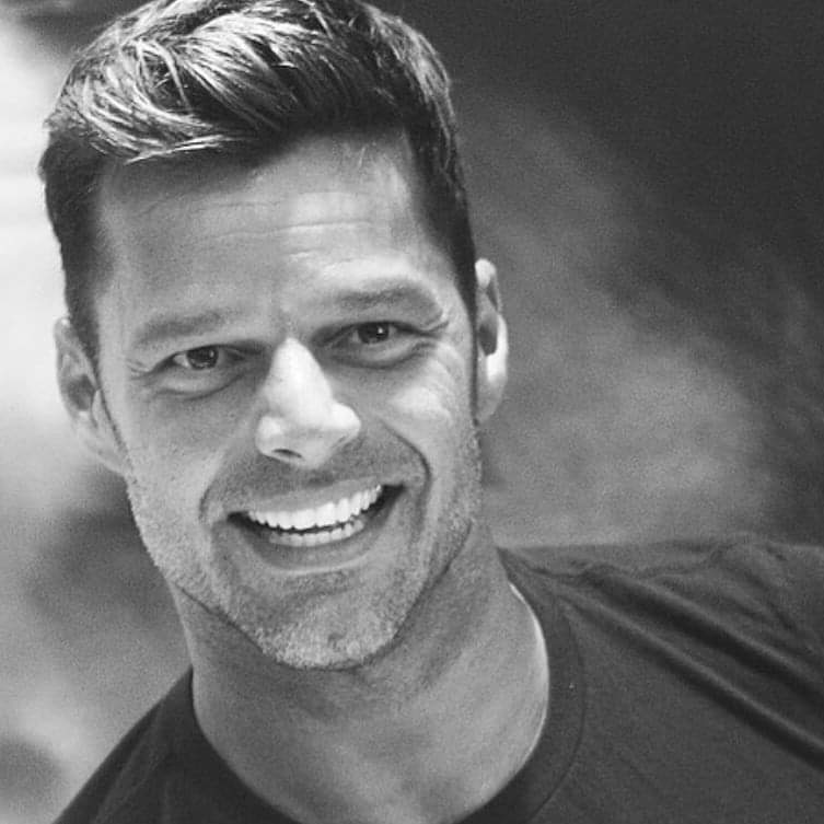 Ricky Martin apoya a Baiden