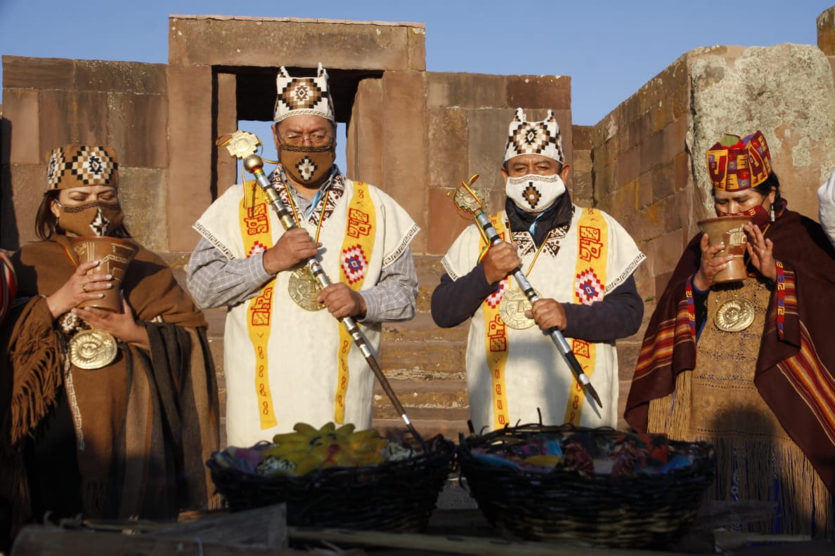 Ceremonia Ancestral en Tihuanacu