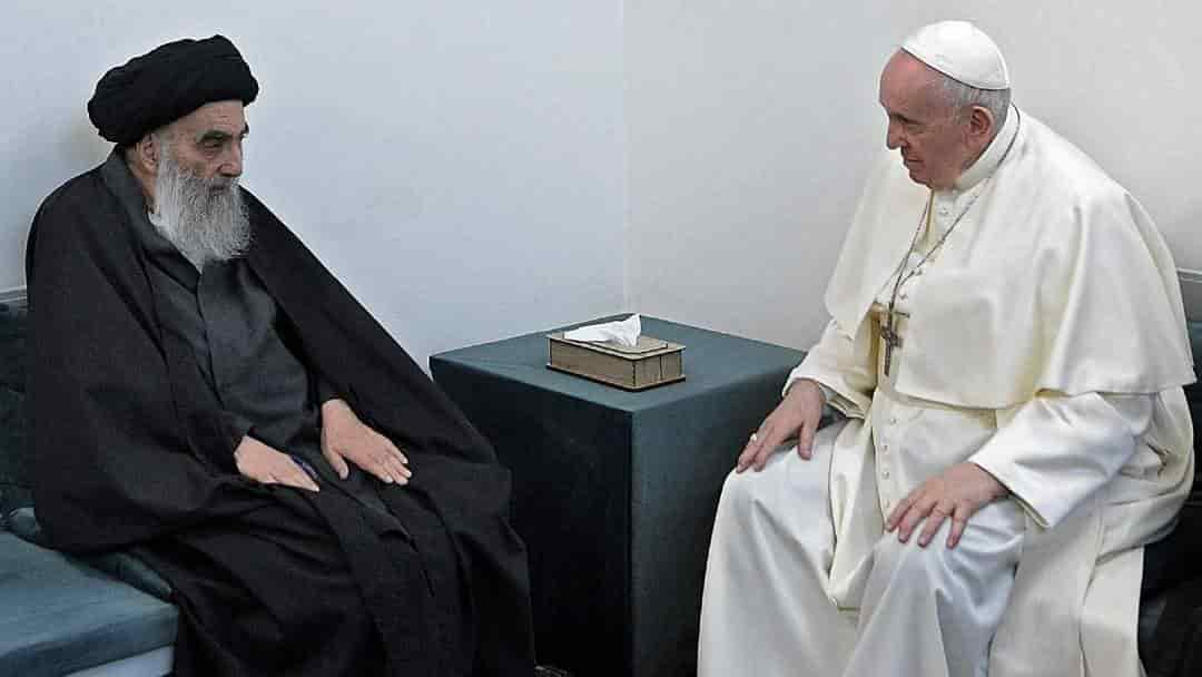 Francisco y Al-Sistani en su residencia.