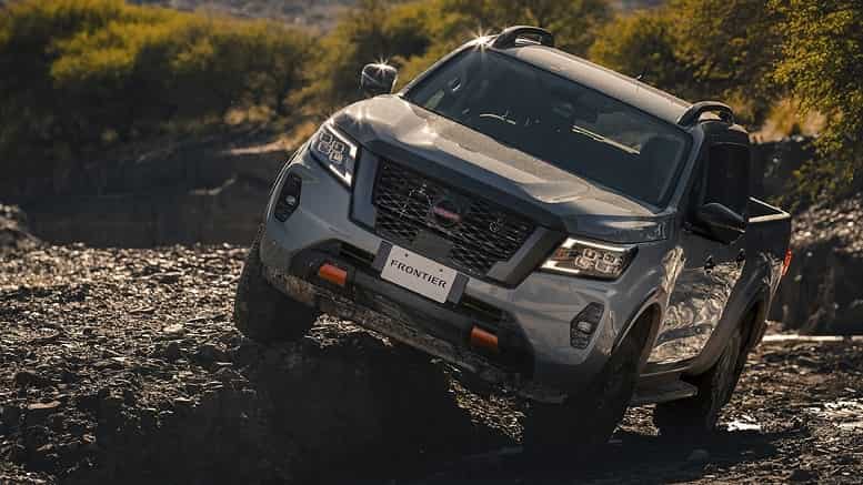 Nissan Frontier PRO-4X con tracción 4x4