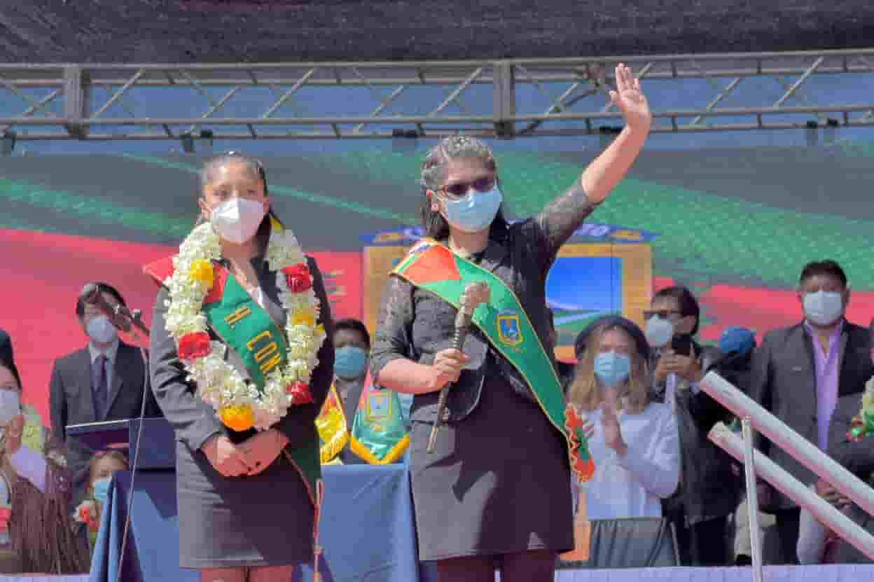 invitados de Eva Copa en Tiwanaku