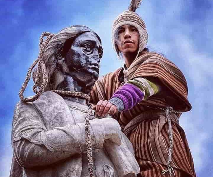 Estatua de Cristóbal Colón la Paz