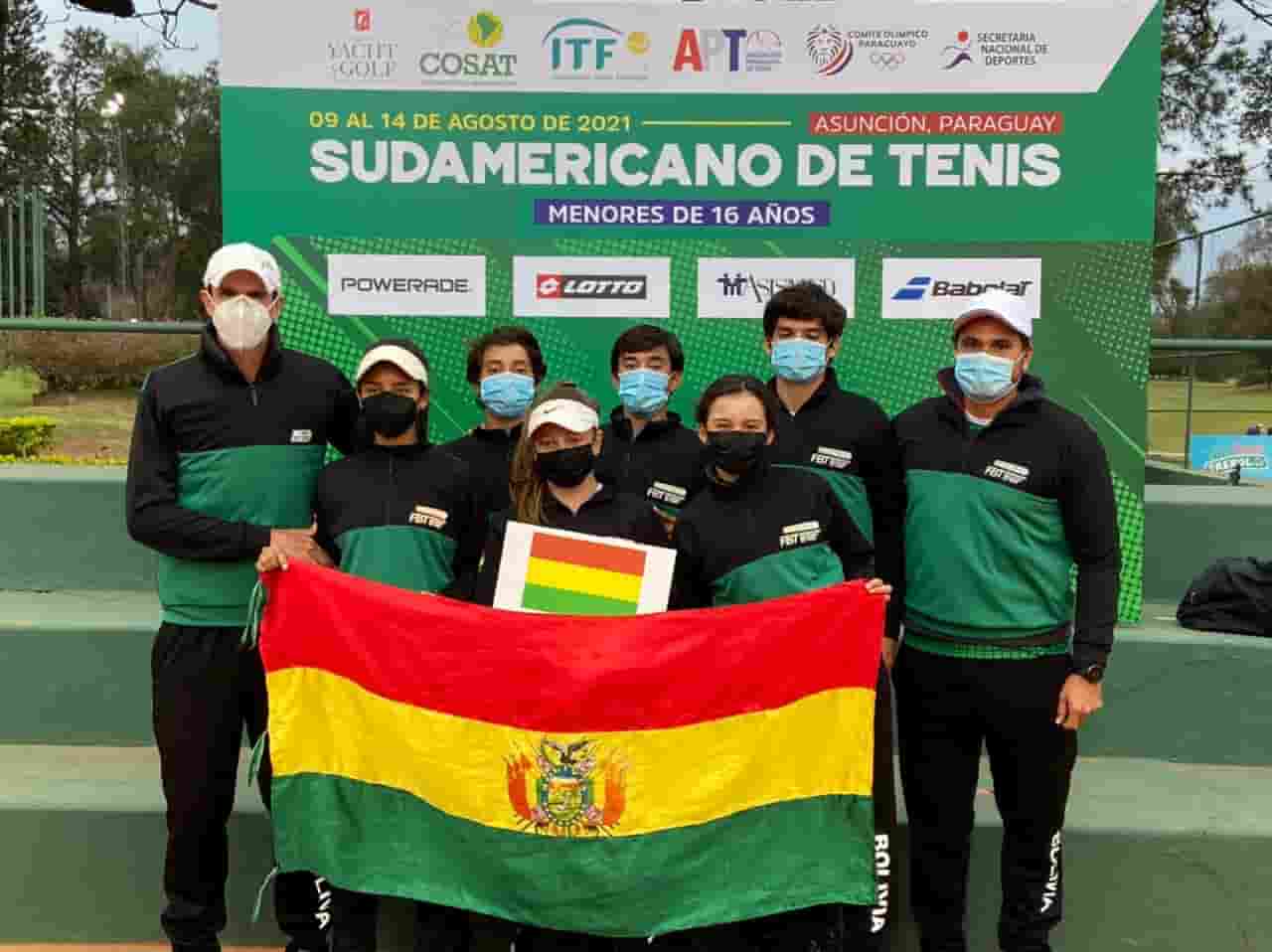 Tenistas bolivianas en Paraguay