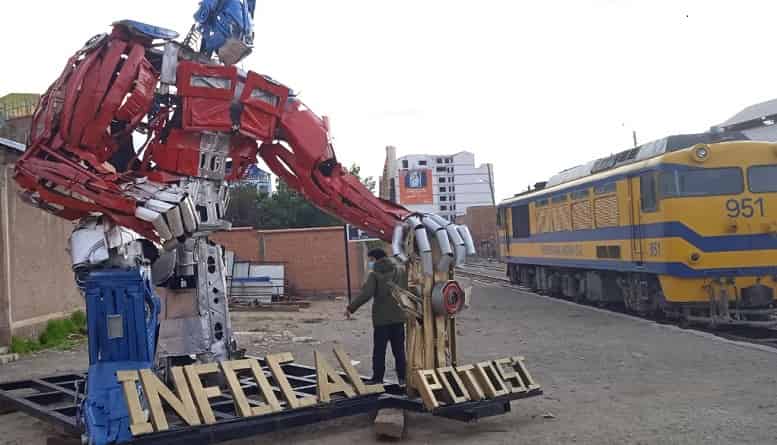 Robot Optimus Prime