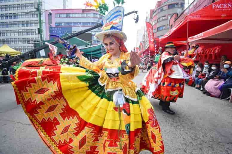 Carnaval paceño Jisk’a Anata