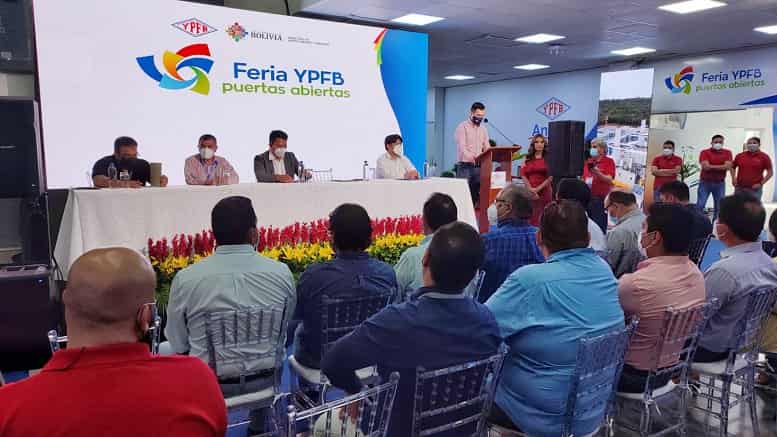 Feria a puertas abiertas de YPFB