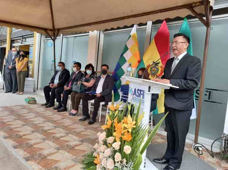 Inauguración de la ASFI en Santa Cruz