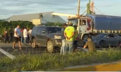 Bloqueo en carretera Santa Cruz