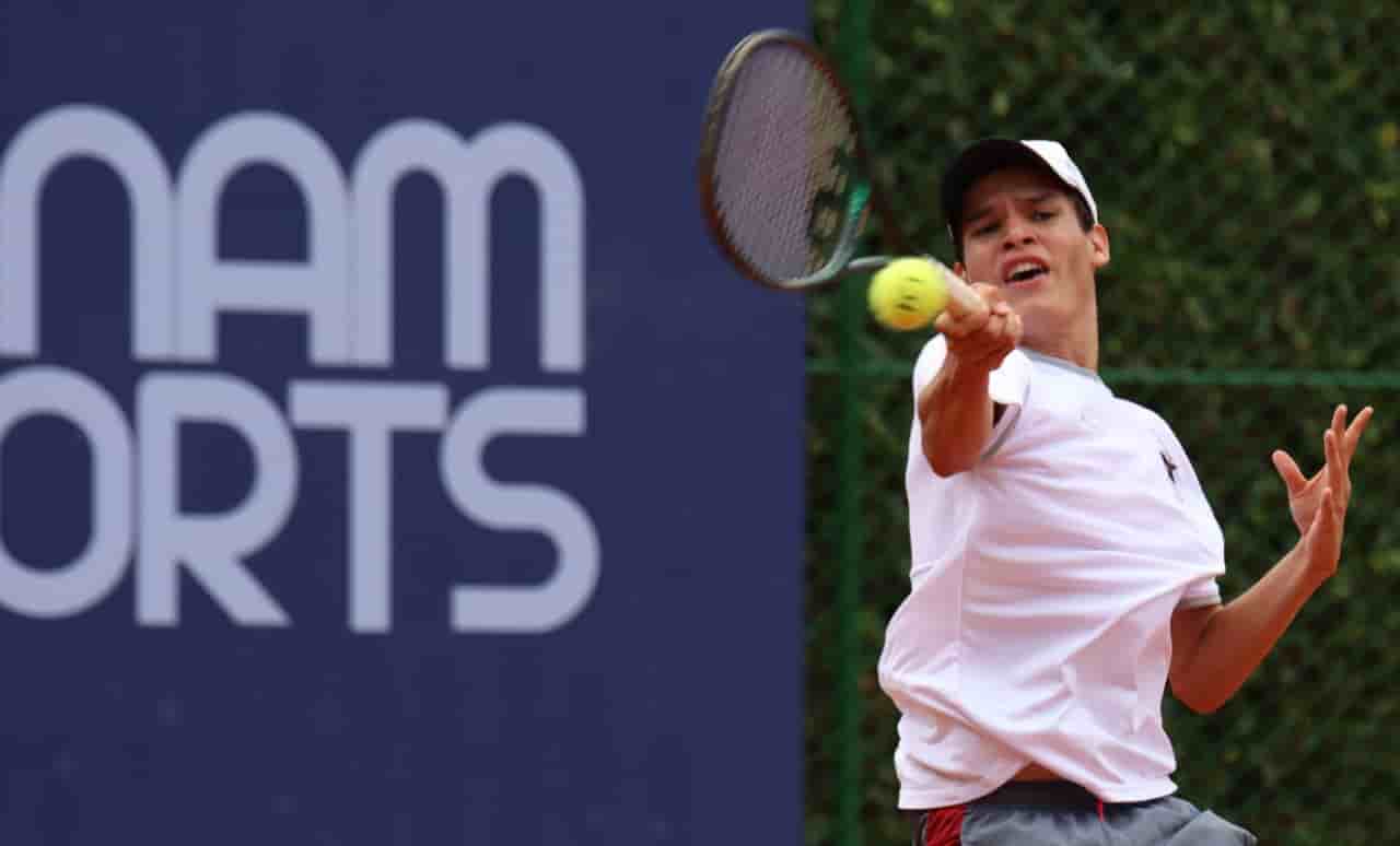 Prado Roland Garros Junior