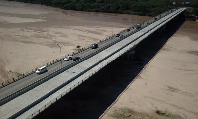 Puente metropolitano en Santa Cruz