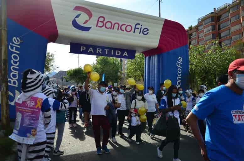 Caminata Banco FIE