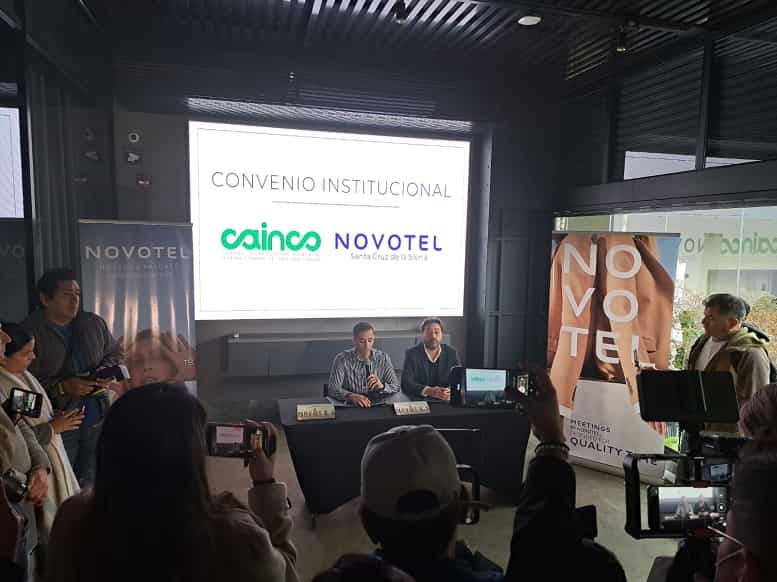 Convenio entre la Cainco y Novotel