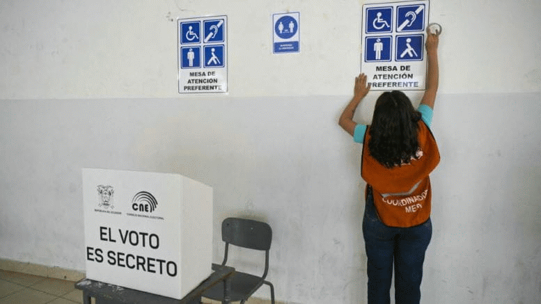 Ecuatorianos deciden sobre seguridad y empleo
