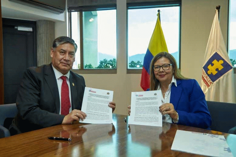 Firman acuerdo para luchar contra la delincuencia