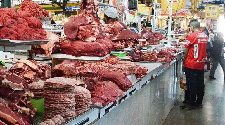 intermediarios realizan contrabando de carne