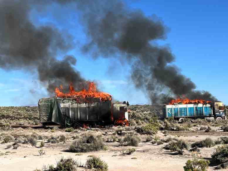 Vehículo incinerados