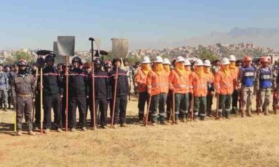 Bomberos contra los incendios