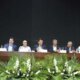 Paz en reunión con empresarios